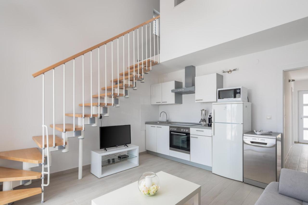Vila Blanka Apartments Rogoznica  Bagian luar foto